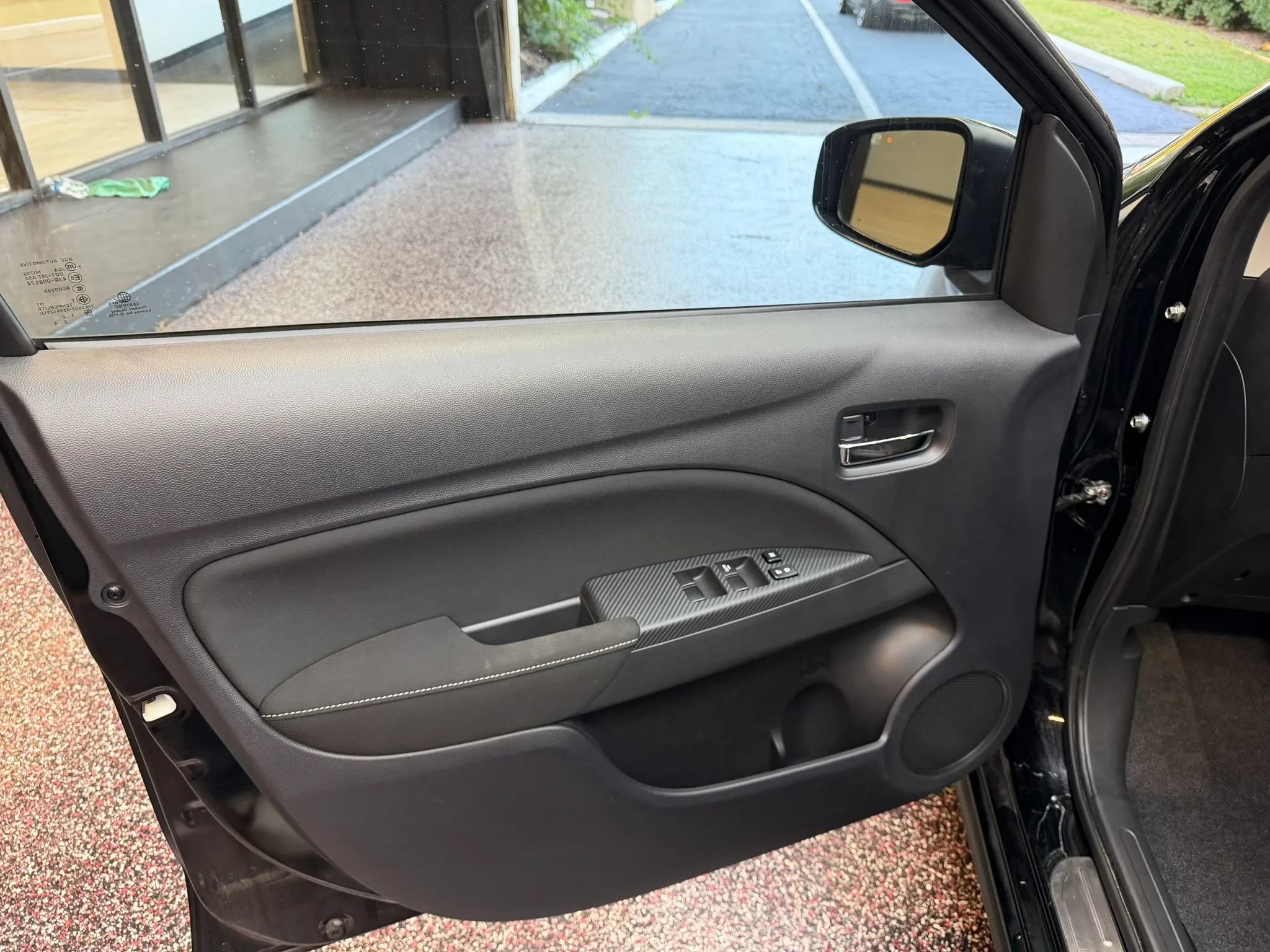 Used 2024 Mitsubishi Mirage SE FWD image 15