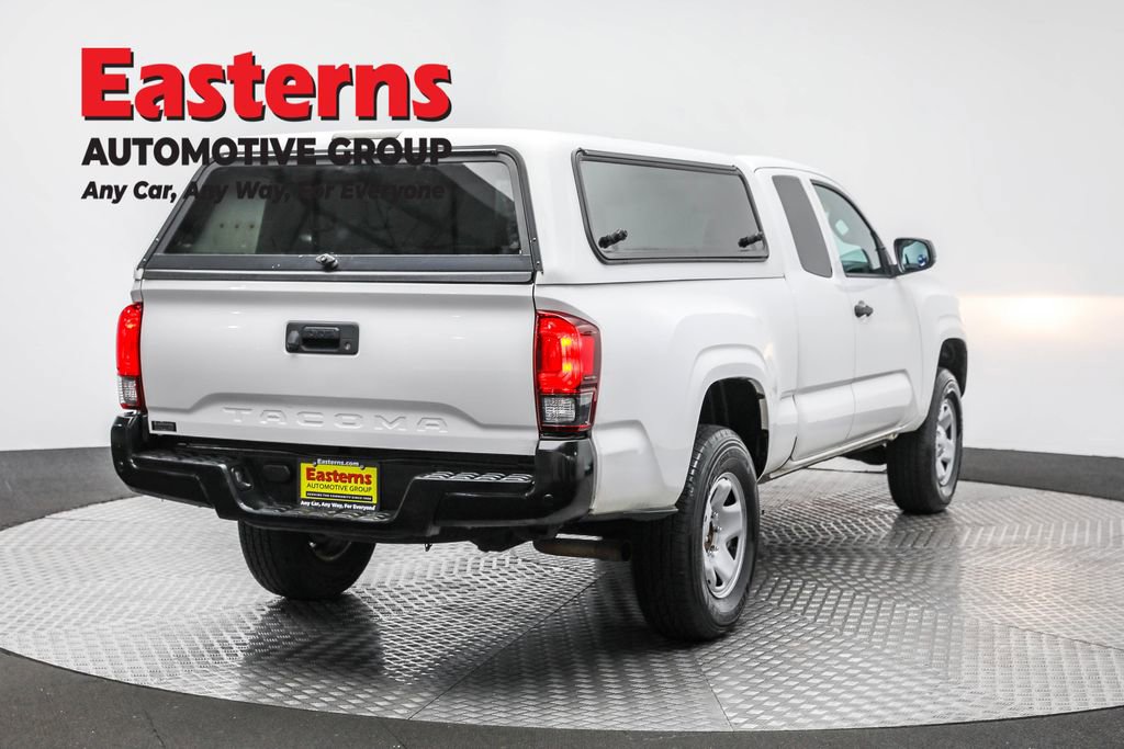 Used 2020 Toyota Tacoma SR image 5