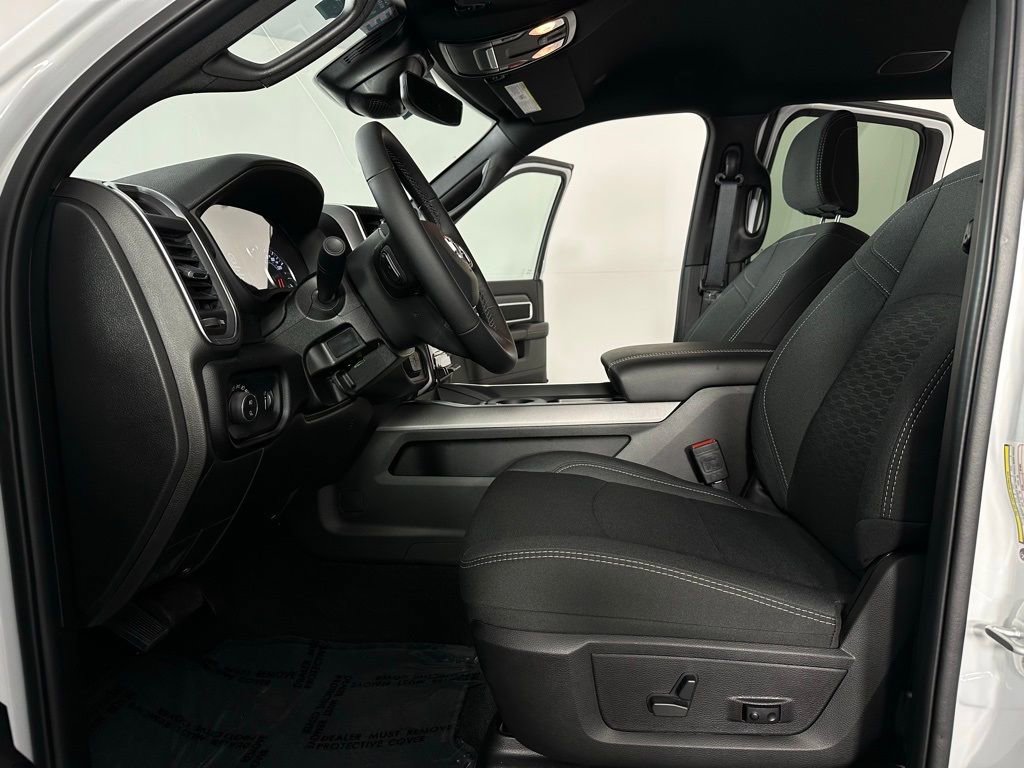New 2025 RAM 2500 Big Horn image 9