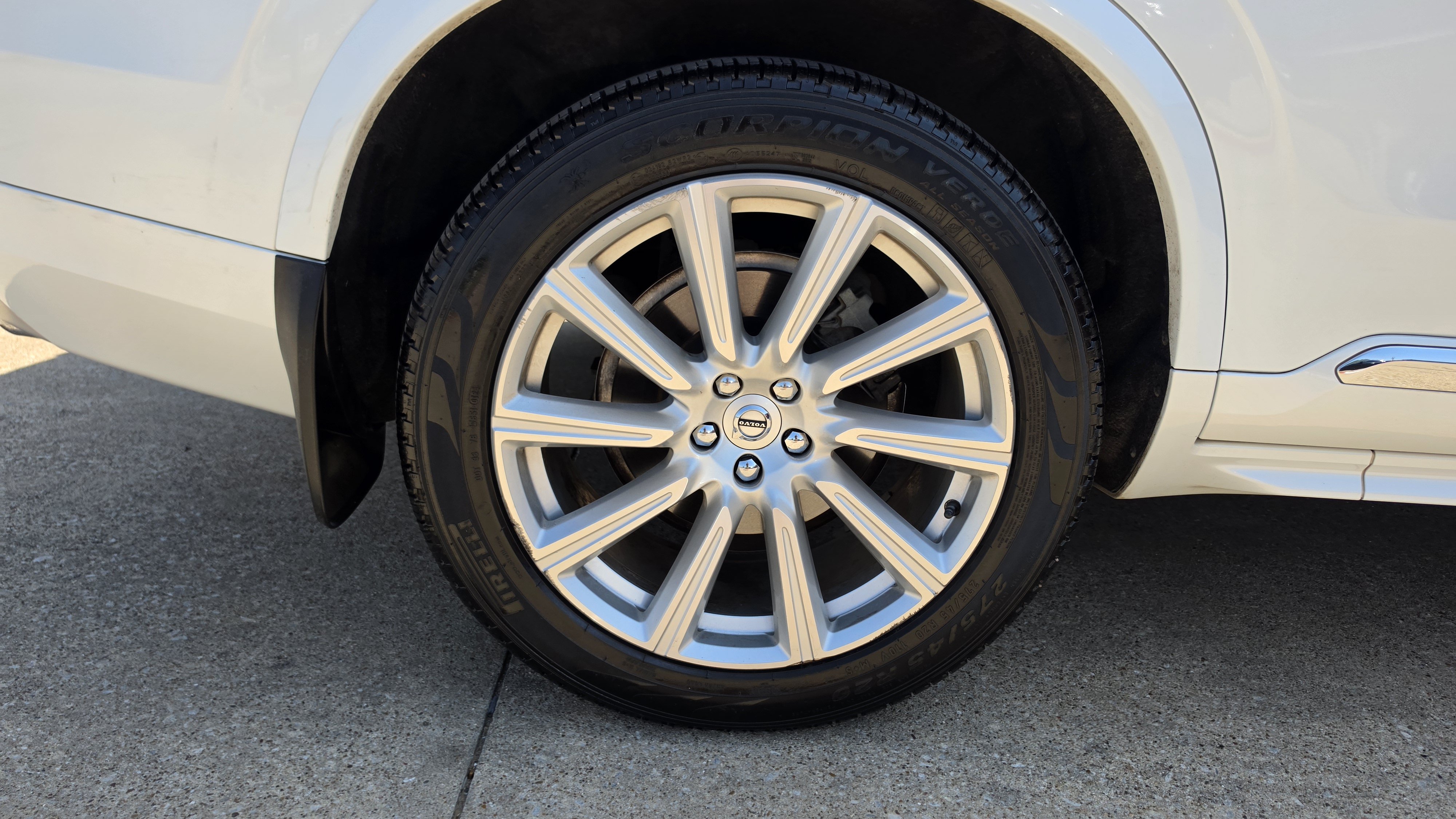 Used 2016 Volvo XC90 T6 Inscription AWD/4WD image 15