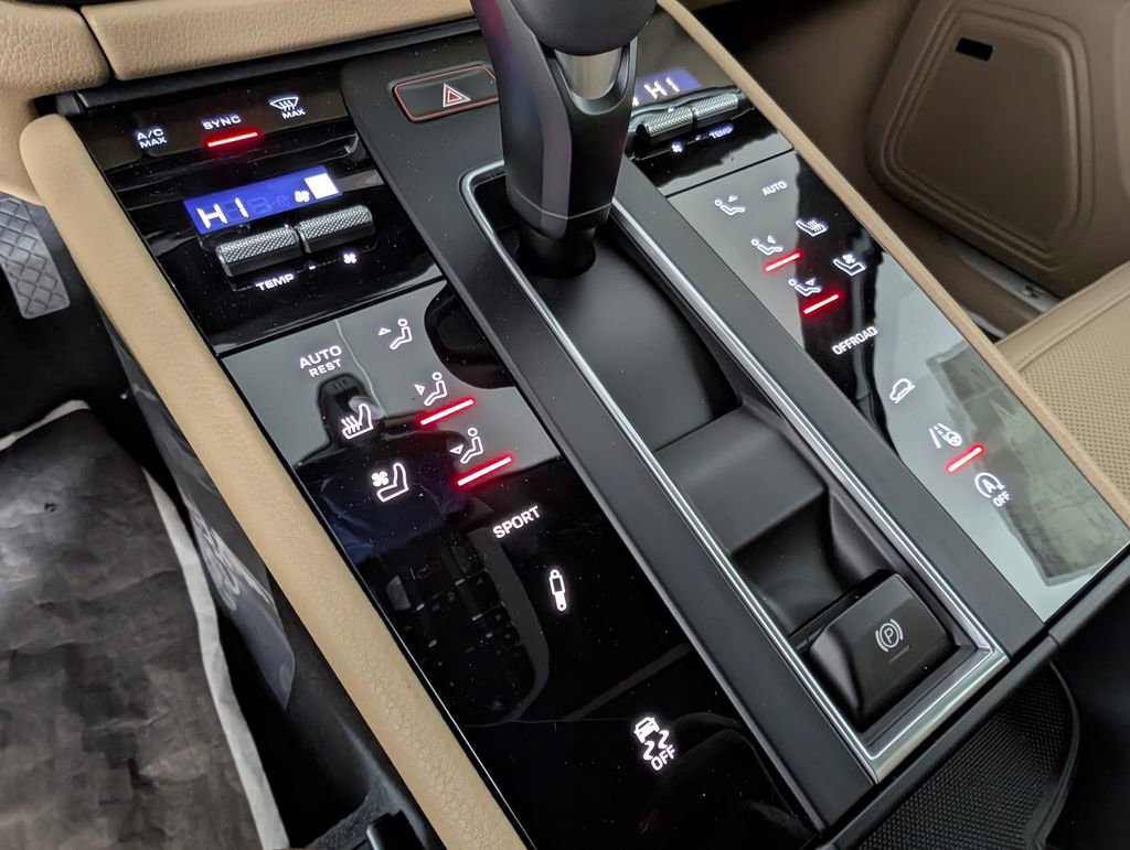 New 2026 Porsche Macan S image 29