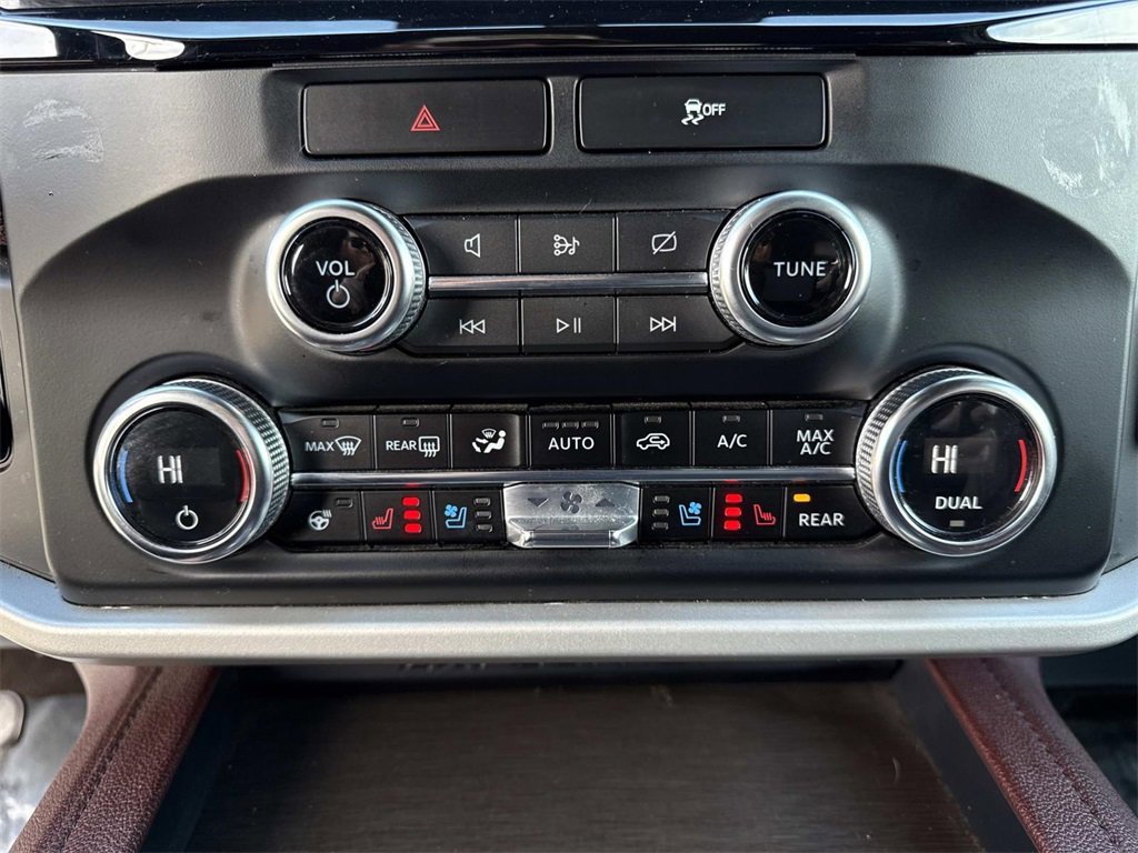 Used 2023 Ford Expedition Max Limited image 21