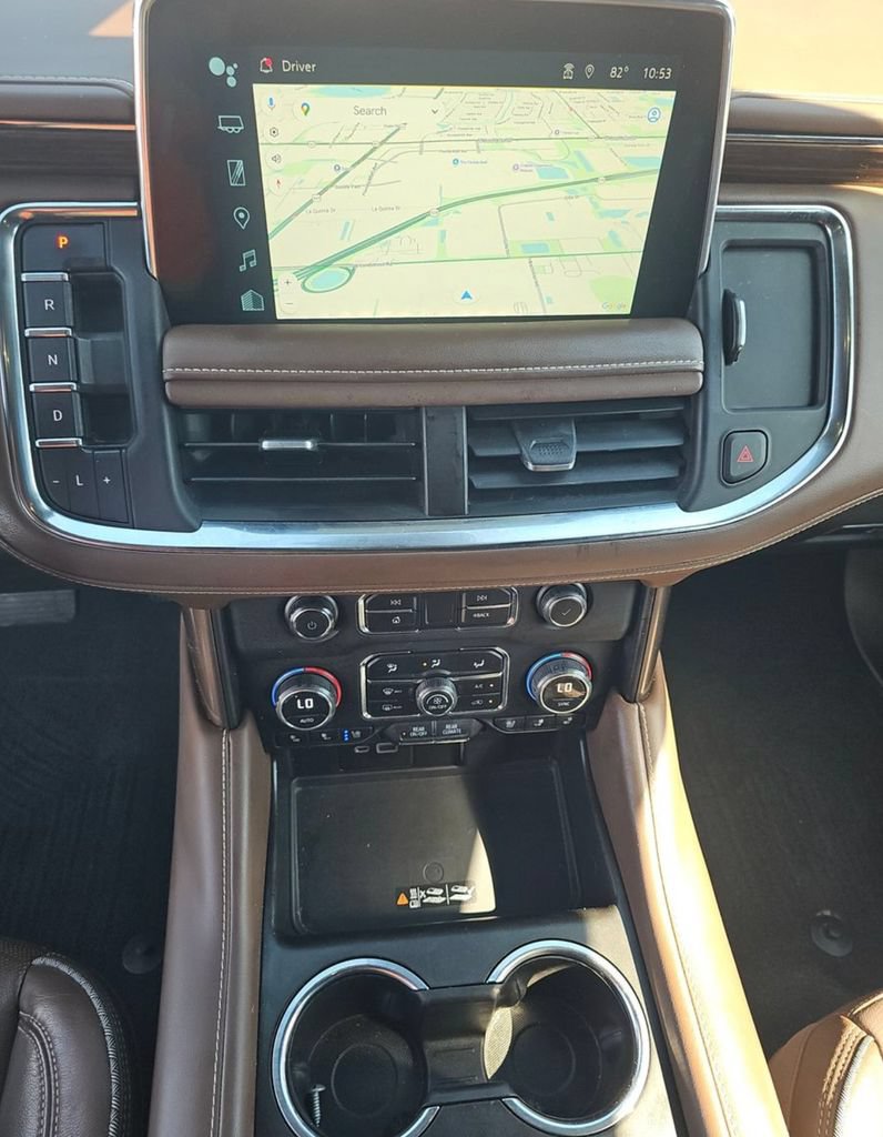 Used 2023 Chevrolet Suburban High Country AWD/4WD image 8