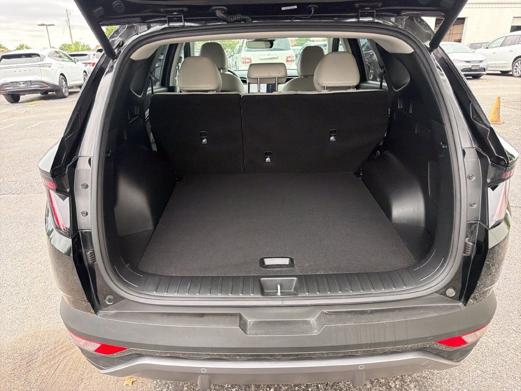 Used 2023 Hyundai Tucson Limited AWD/4WD image 28
