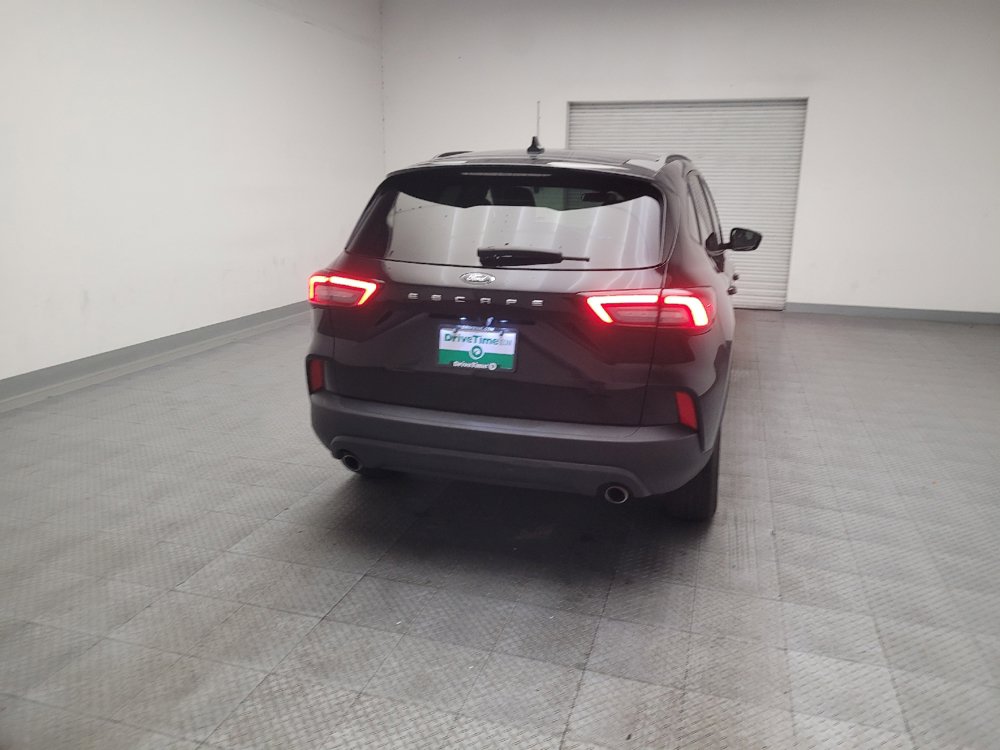 Used 2025 Ford Escape ST-Line FWD image 7