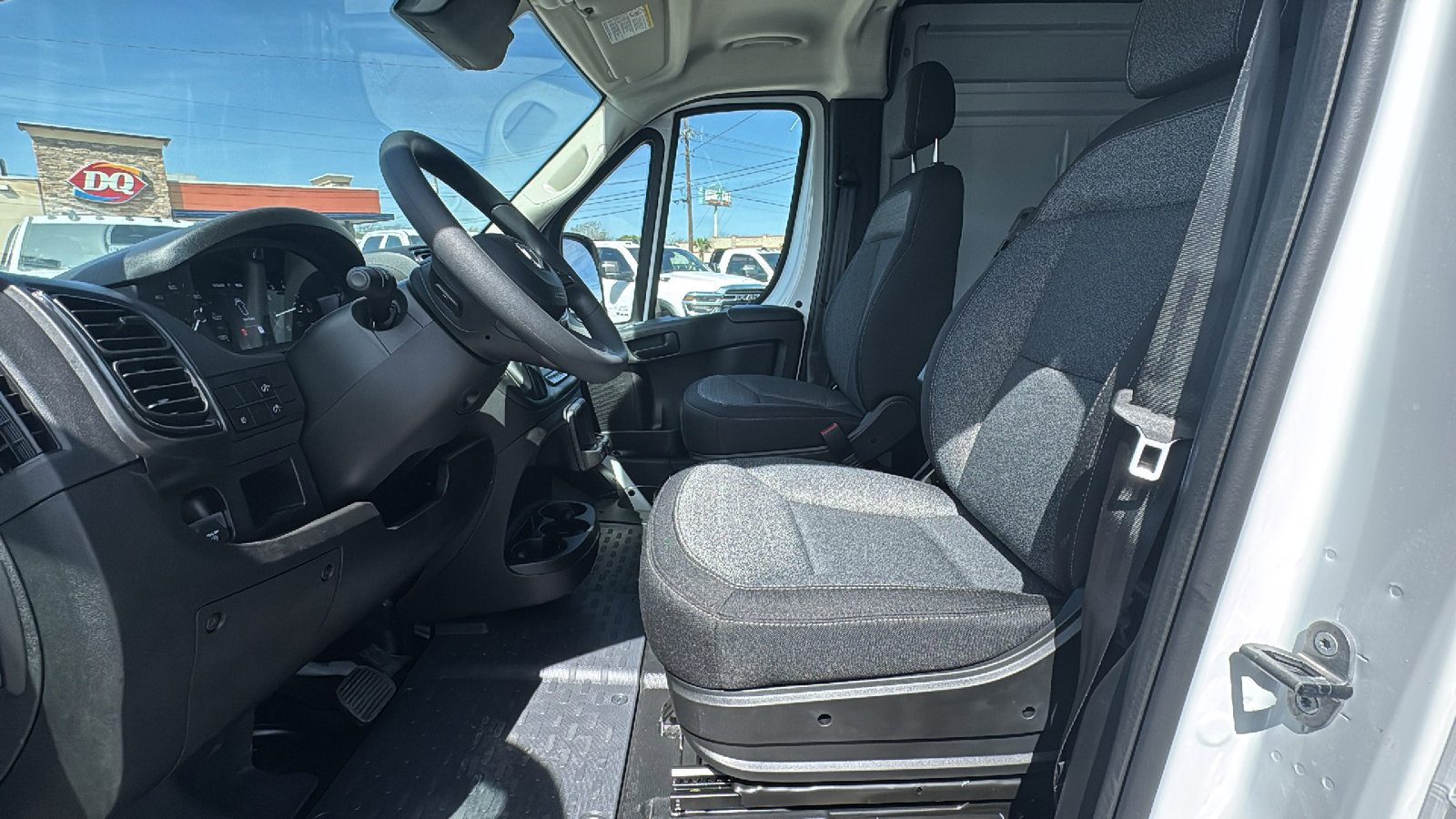 New 2026 RAM ProMaster 2500 w/ Convenience Group image 9