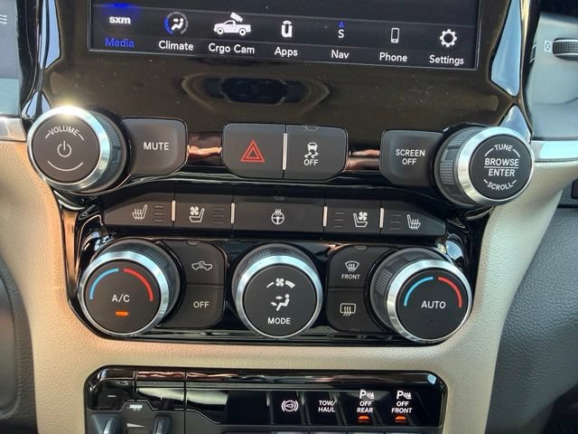 Used 2020 RAM 3500 Laramie AWD/4WD image 19
