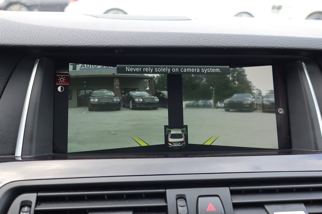 Used 2014 BMW 550i xDrive Sedan AWD/4WD image 28