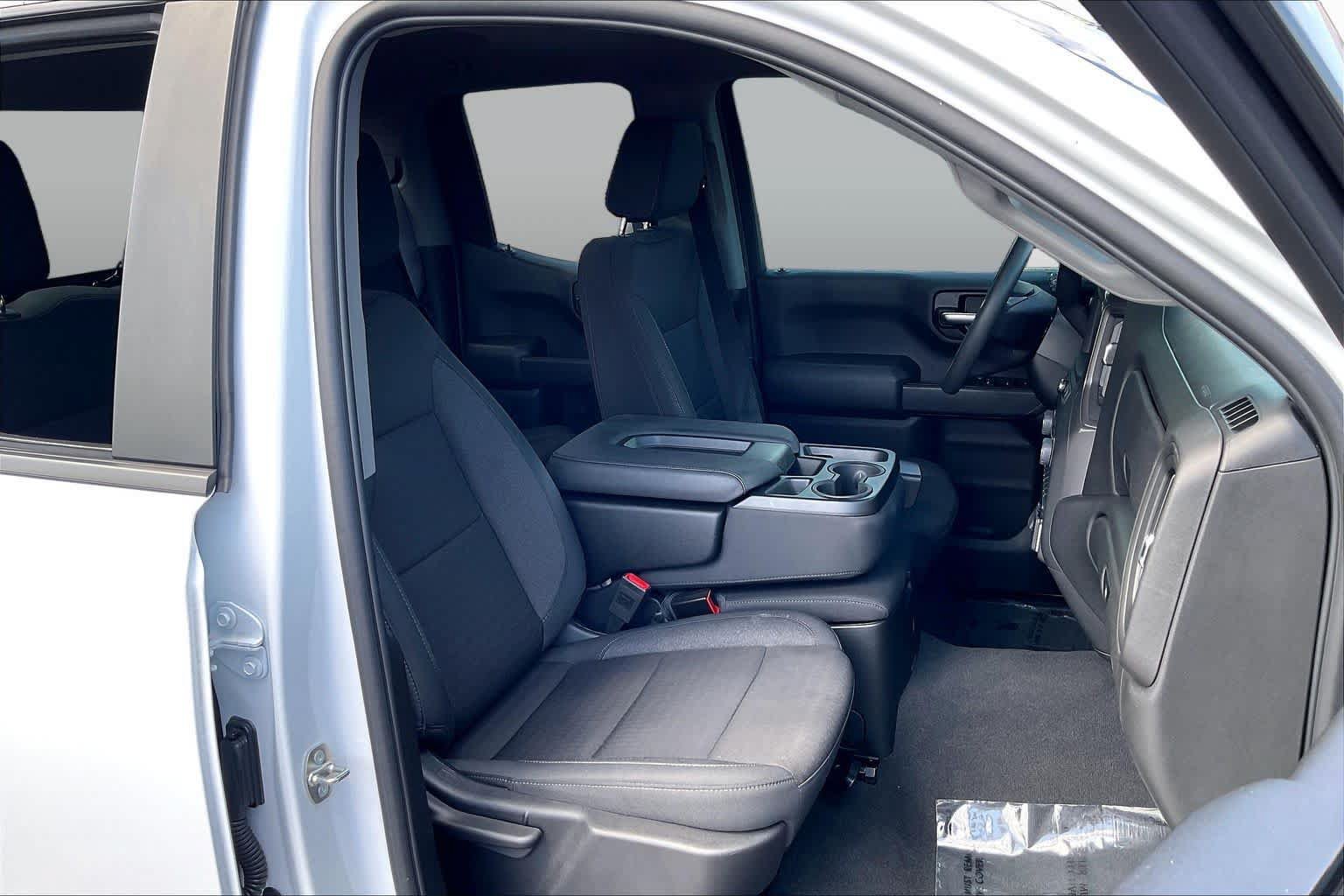 Used 2024 Chevrolet Silverado 1500 Custom RWD image 8