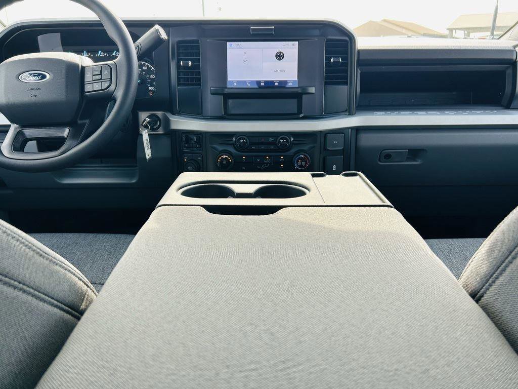 New 2026 Ford F250 XL w/ XL Chrome Package image 19