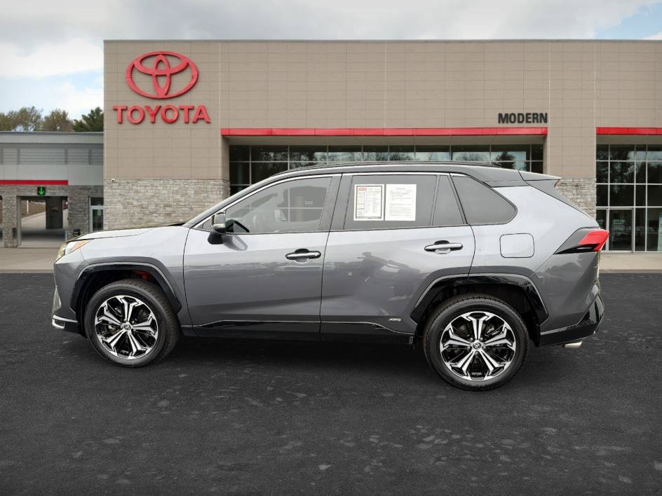 Used 2025 Toyota RAV4 XSE w/ Premium Package AWD/4WD image 7