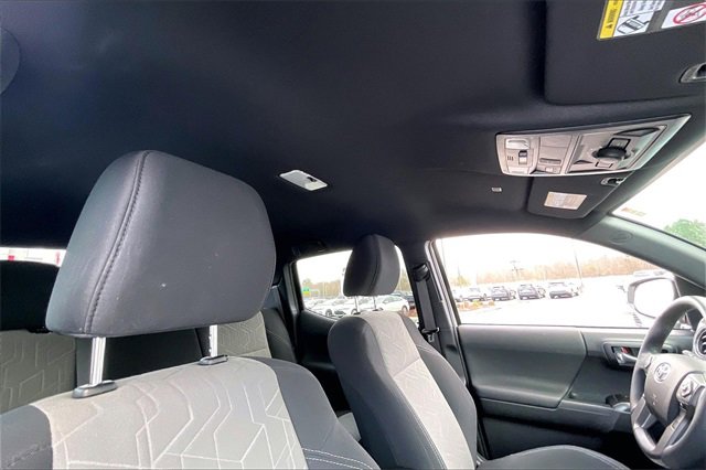 Used 2022 Toyota Tacoma TRD Off-Road image 22