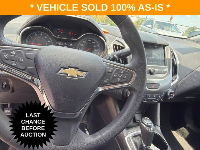 Used 2017 Chevrolet Cruze LT w/ Convenience Package FWD image 18