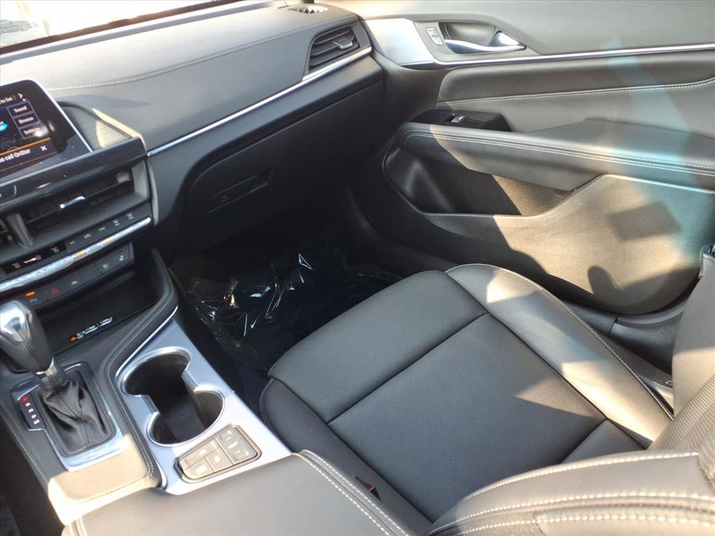 Certified 2022 Cadillac CT4 Premium Luxury image 17