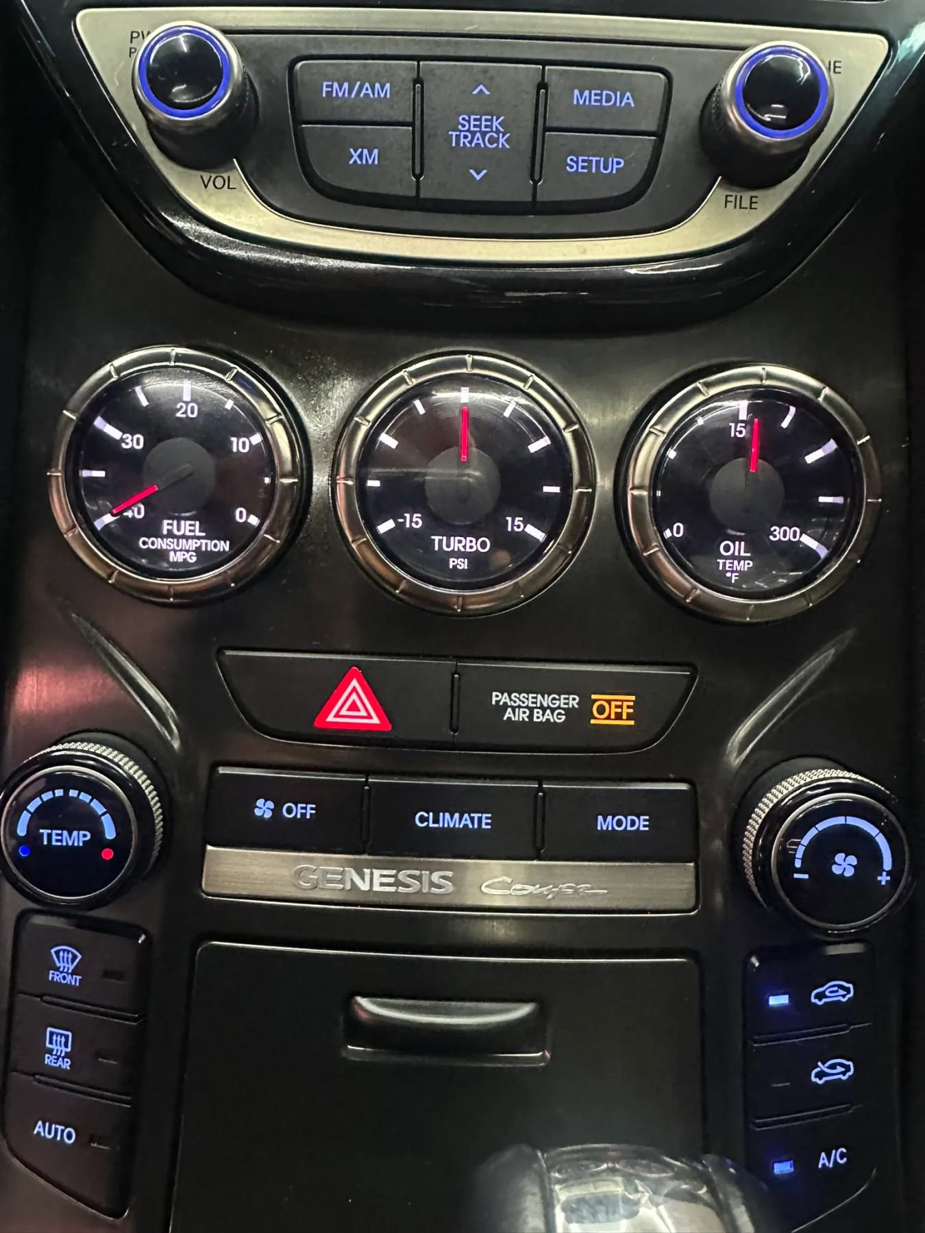 Used 2013 Hyundai Genesis 2.0T RWD image 21