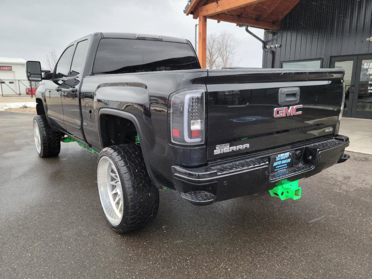 Used 2015 GMC Sierra 2500 SLE w/ SLE Preferred Package image 6