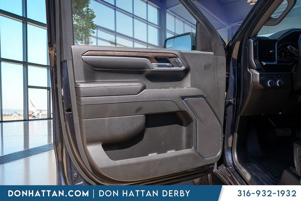 Used 2023 GMC Sierra 1500 Elevation AWD/4WD image 13