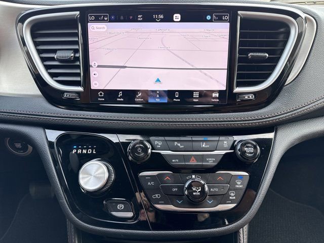Used 2024 Chrysler Pacifica Pinnacle image 24