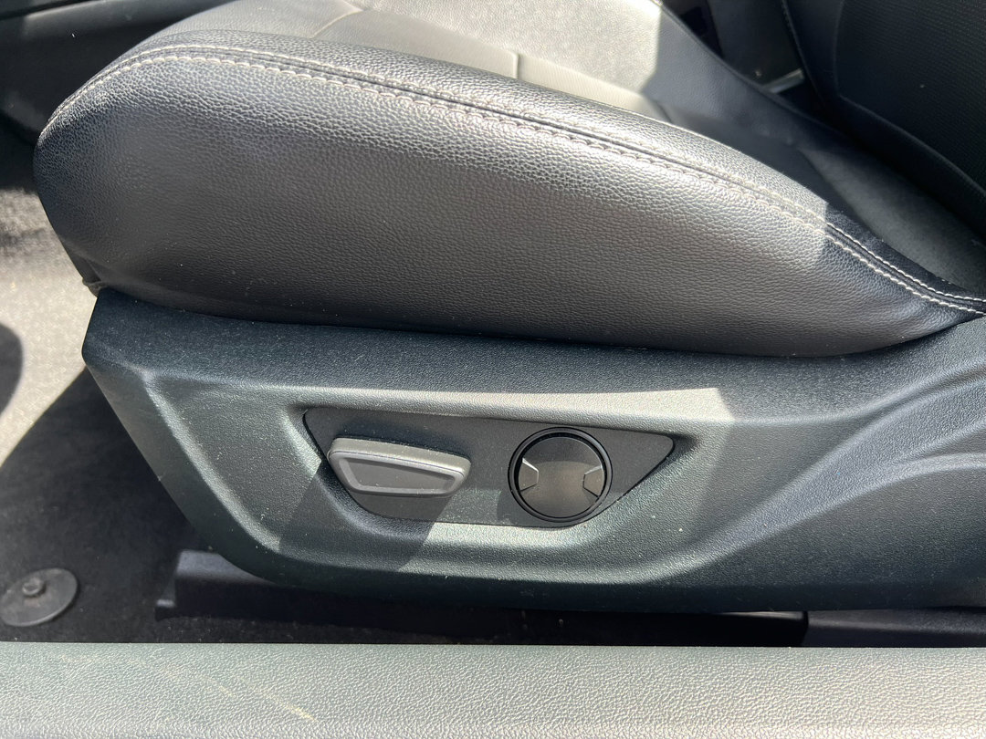 Used 2023 Ford Mustang Premium image 12