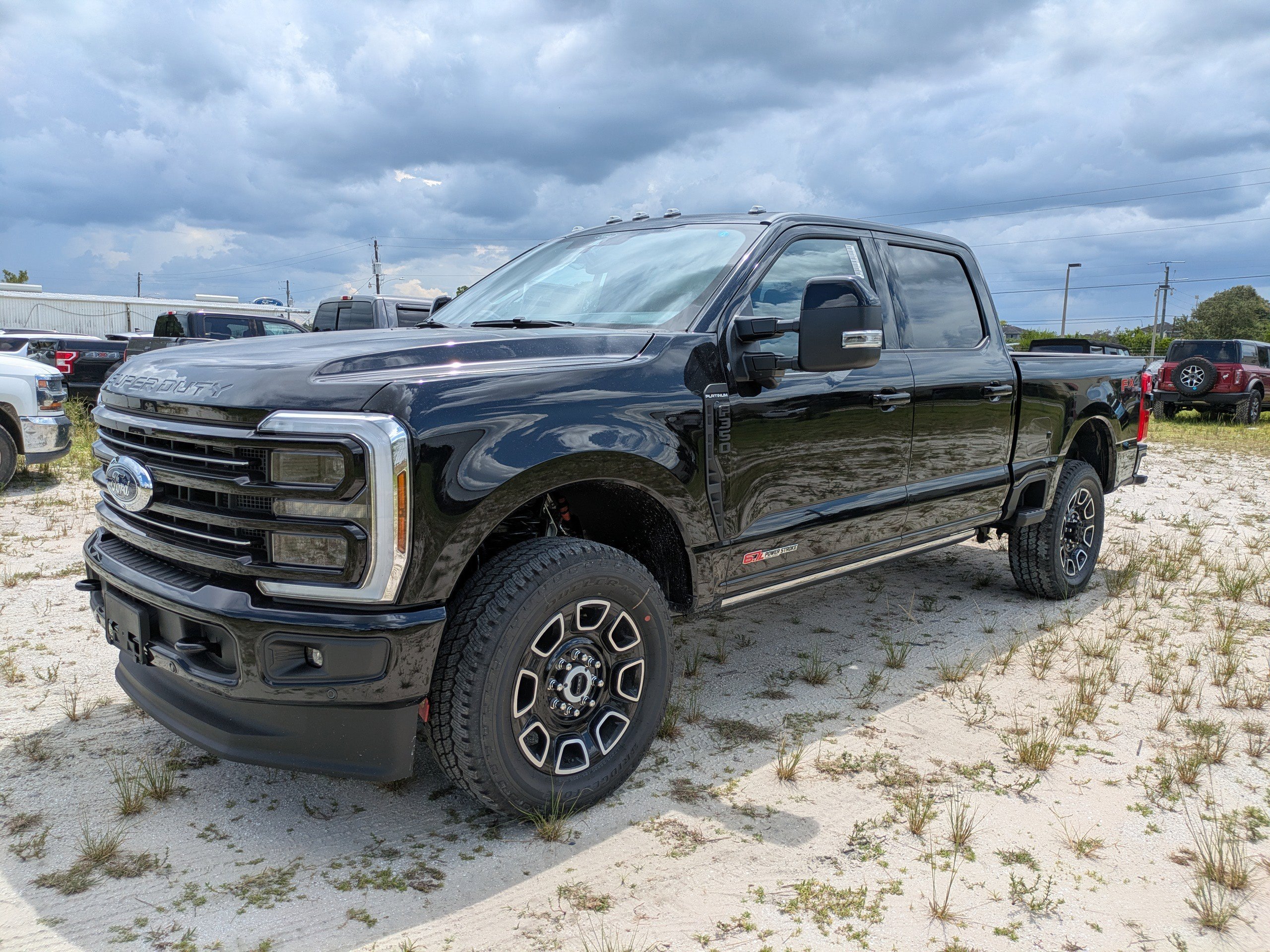 New 2025 Ford F350 Platinum w/ FX4 Off-Road Package image 8