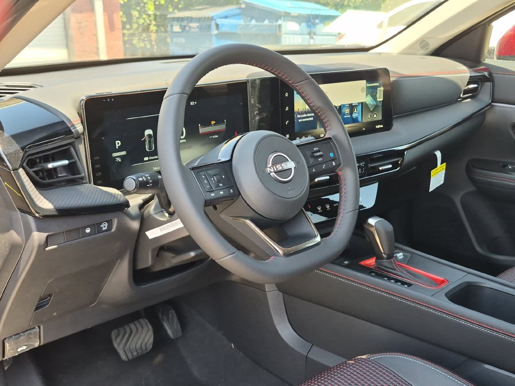 New 2026 Nissan Kicks SR FWD image 14