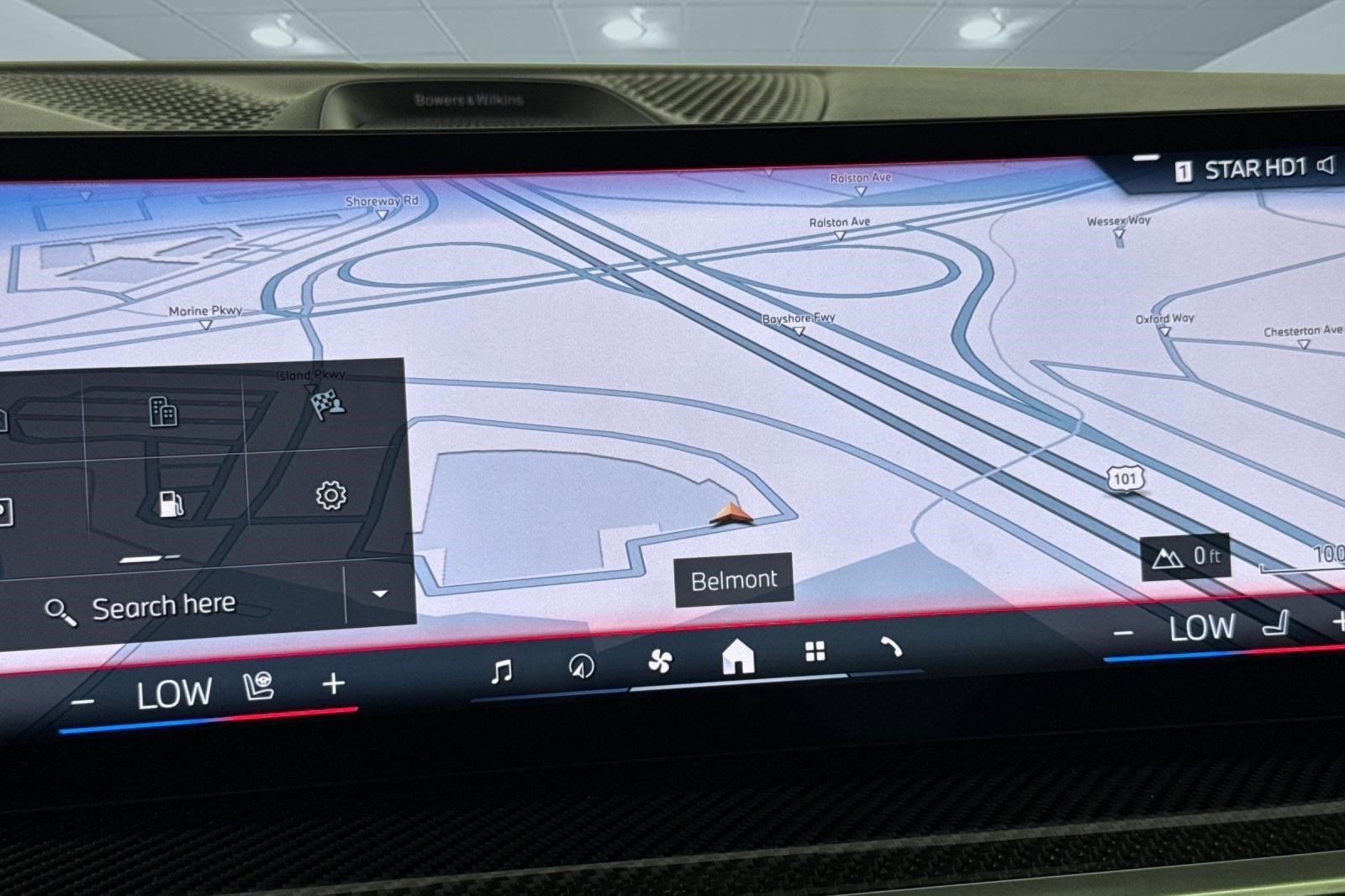 Used 2025 BMW X7 M60i image 25