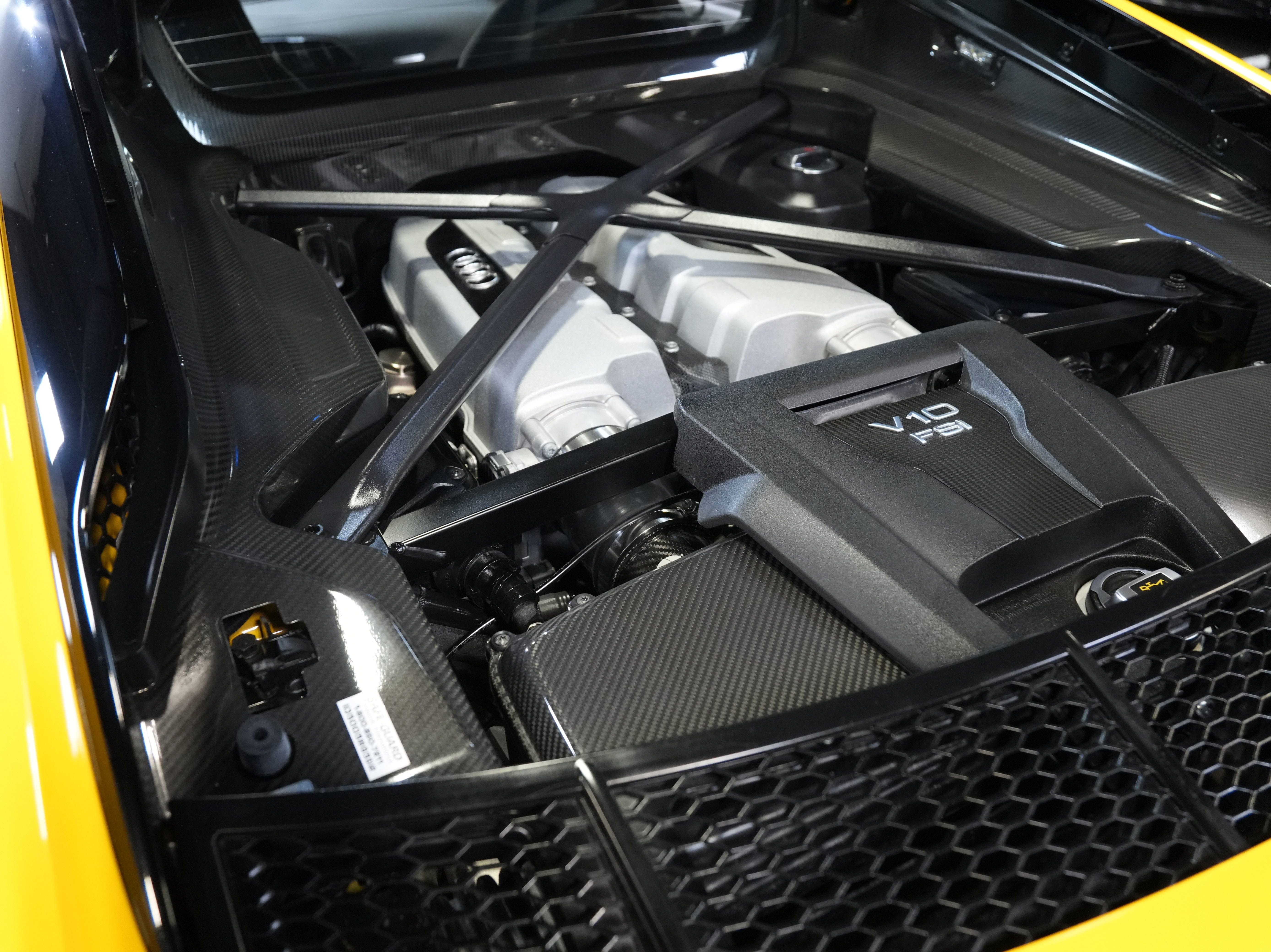 Used 2017 Audi R8 V10 plus image 42