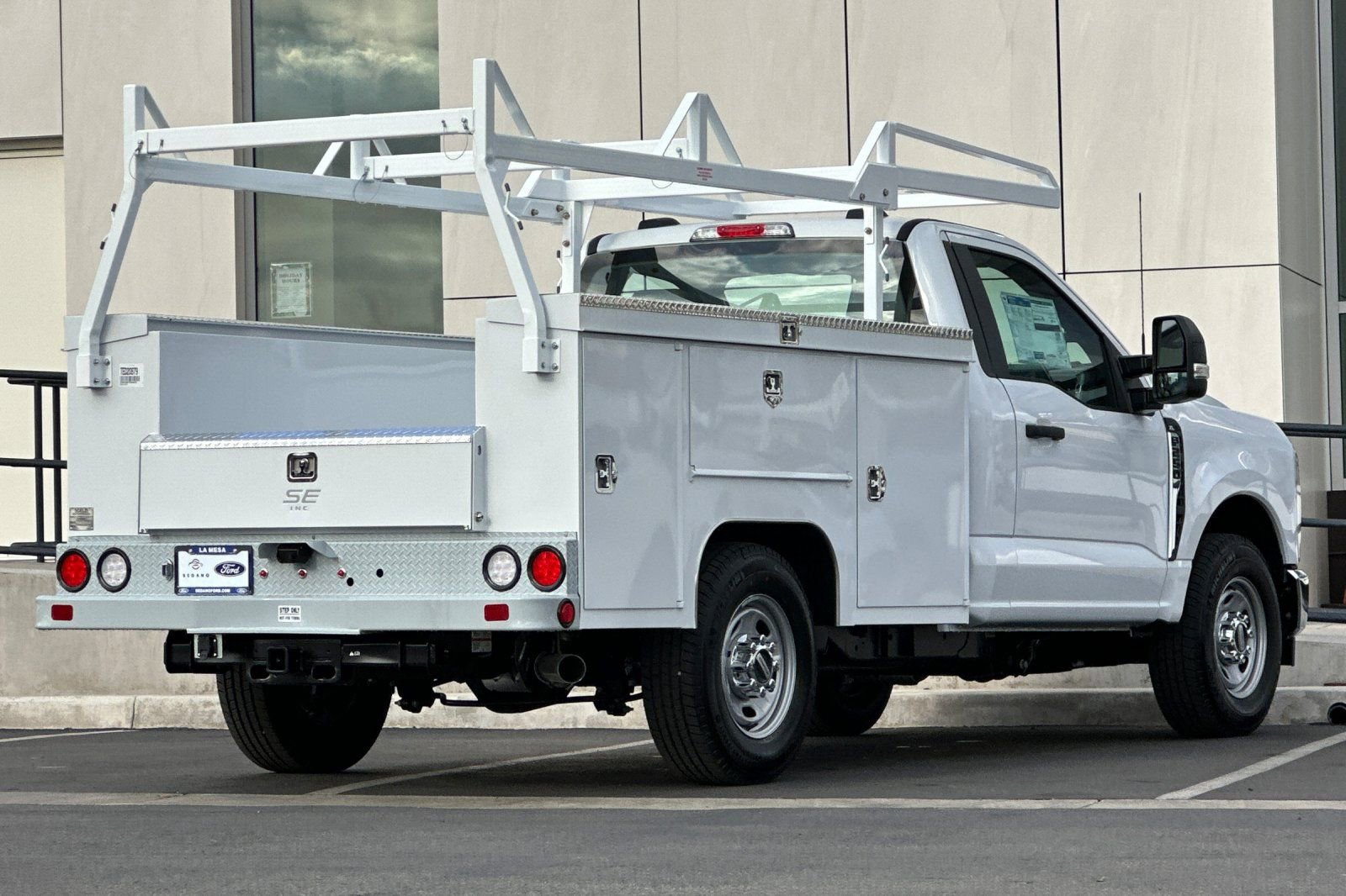New 2026 Ford F250 XL w/ XL Chrome Package image 3