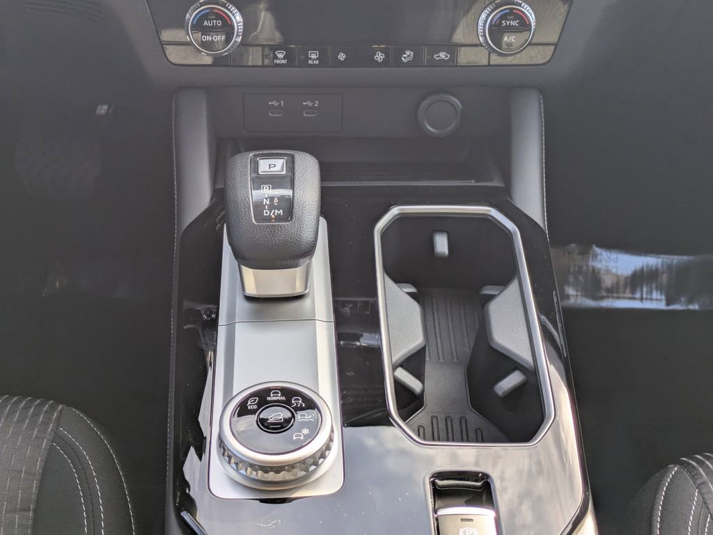 New 2026 Mitsubishi Outlander ES FWD image 17