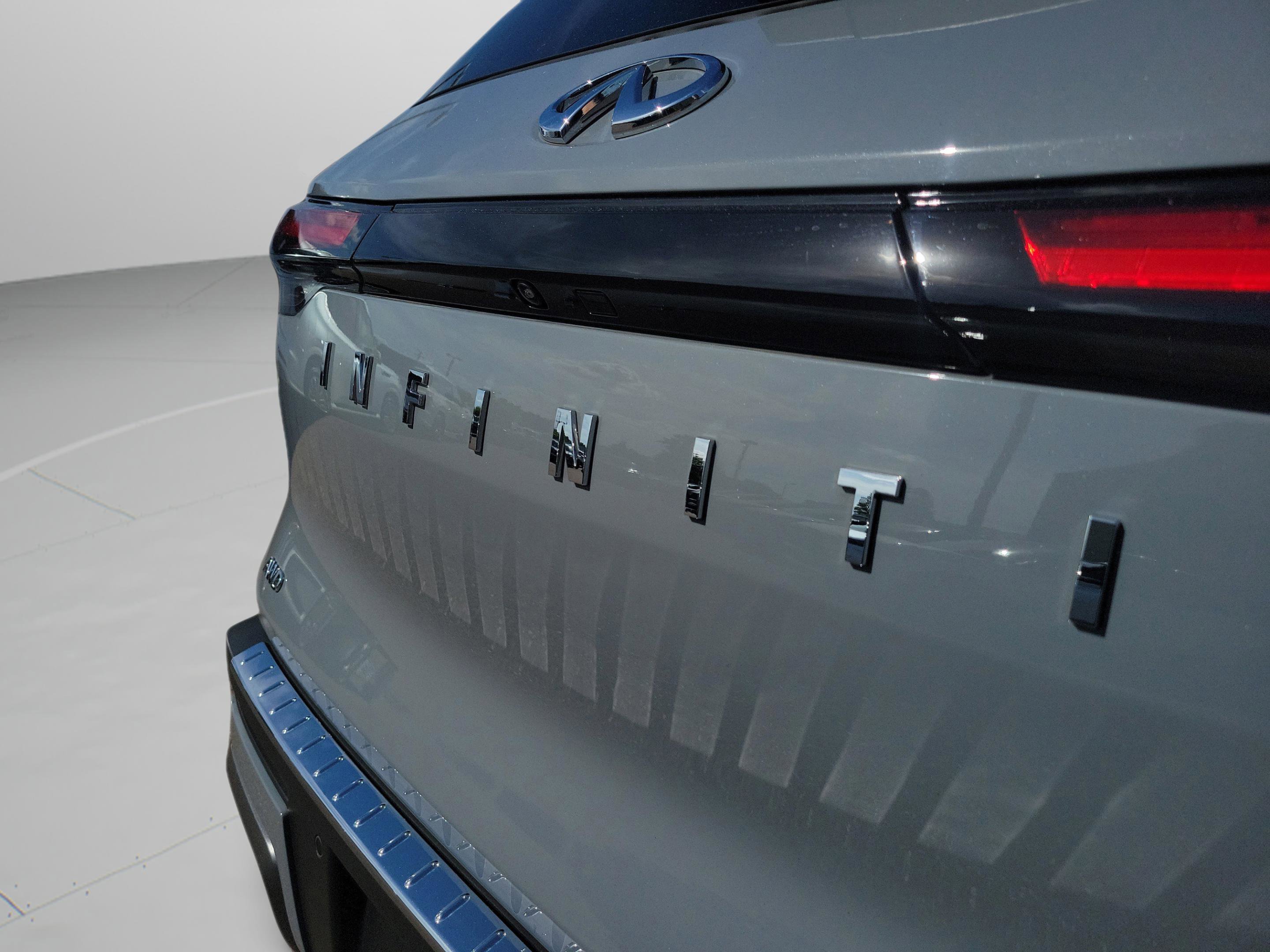 Certified 2025 INFINITI QX60 Autograph w/ Cargo Package AWD/4WD image 32