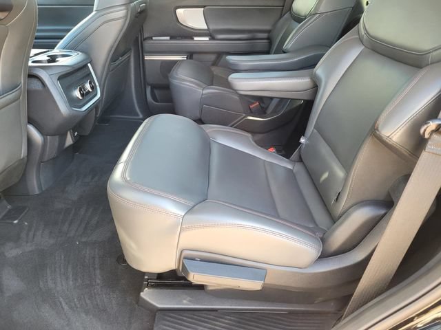 Used 2025 Ford Expedition Active RWD image 20