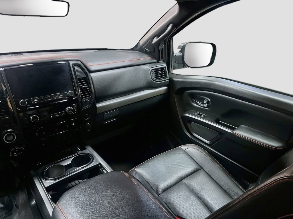 Used 2024 Nissan Titan PRO-4X w/ Pro-4x Convenience Package AWD/4WD image 25