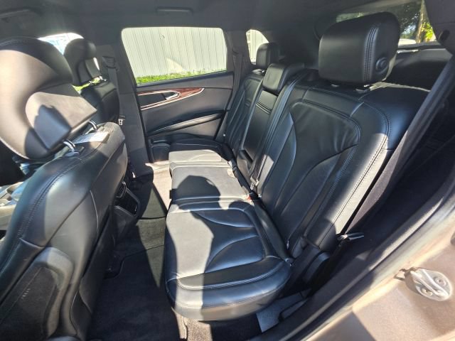 Used 2018 Lincoln MKX Select w/ Select Plus Package AWD/4WD image 20