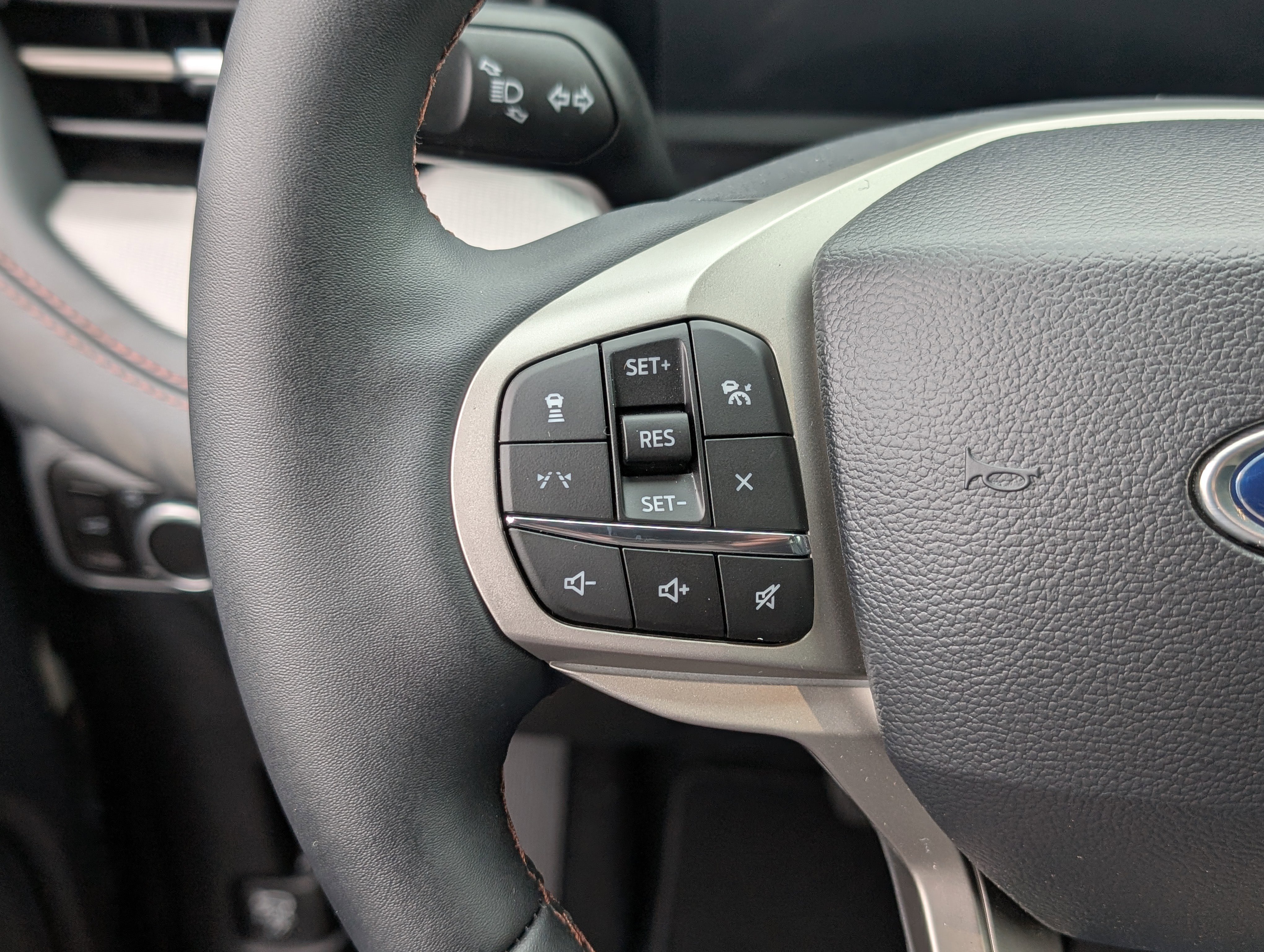 New 2026 Ford Explorer Active image 19