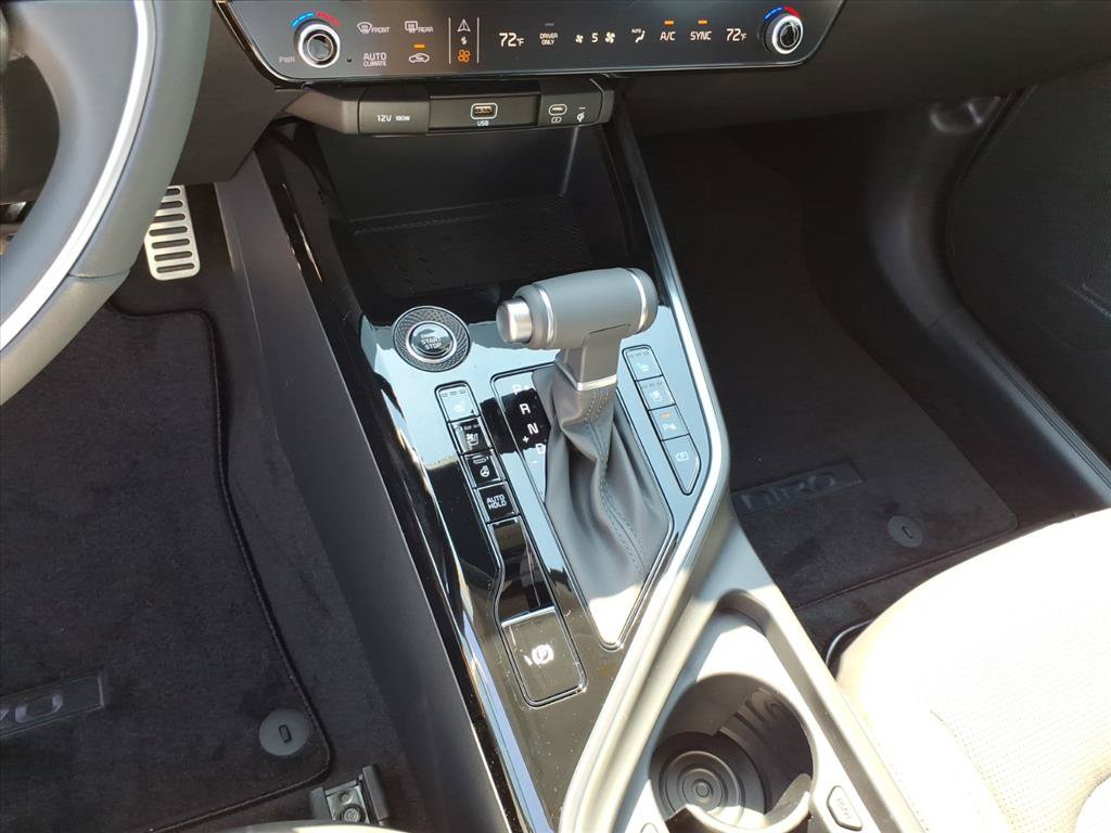 New 2026 Kia Niro SX Touring FWD image 24