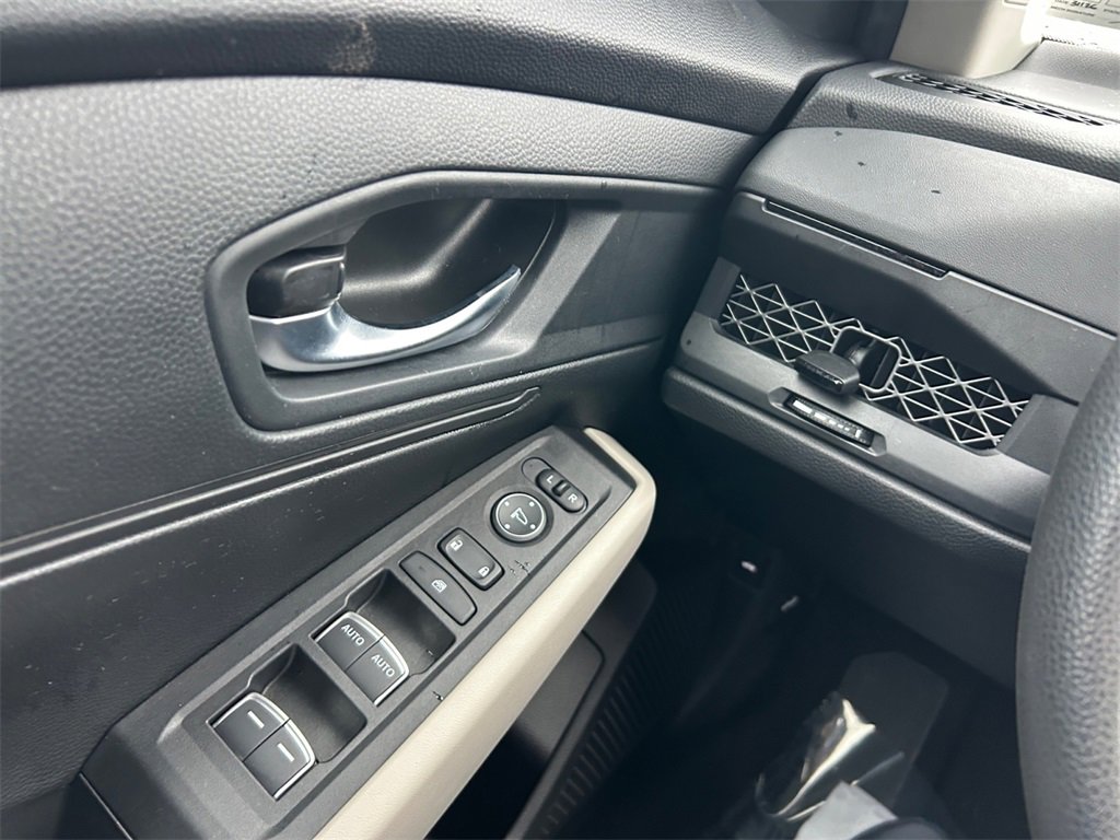 Used 2025 Honda Accord LX image 30