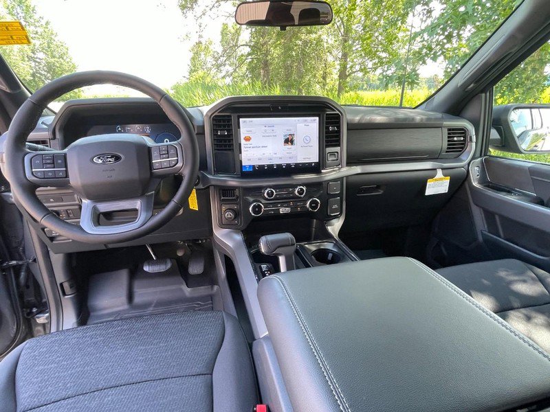 New 2025 Ford F150 XLT w/ Equipment Group 301A Standard image 19