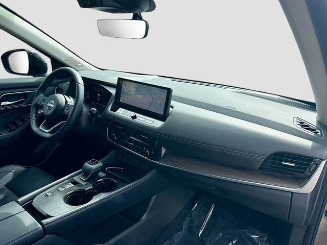 Used 2024 Nissan Rogue Platinum w/ Platinum Premium Package FWD image 31