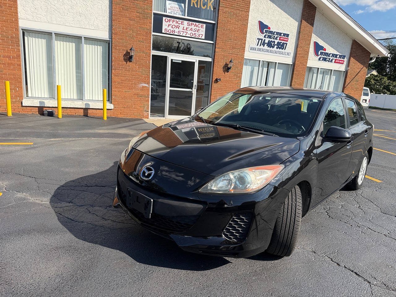Used 2013 MAZDA MAZDA3 i Touring FWD image 1