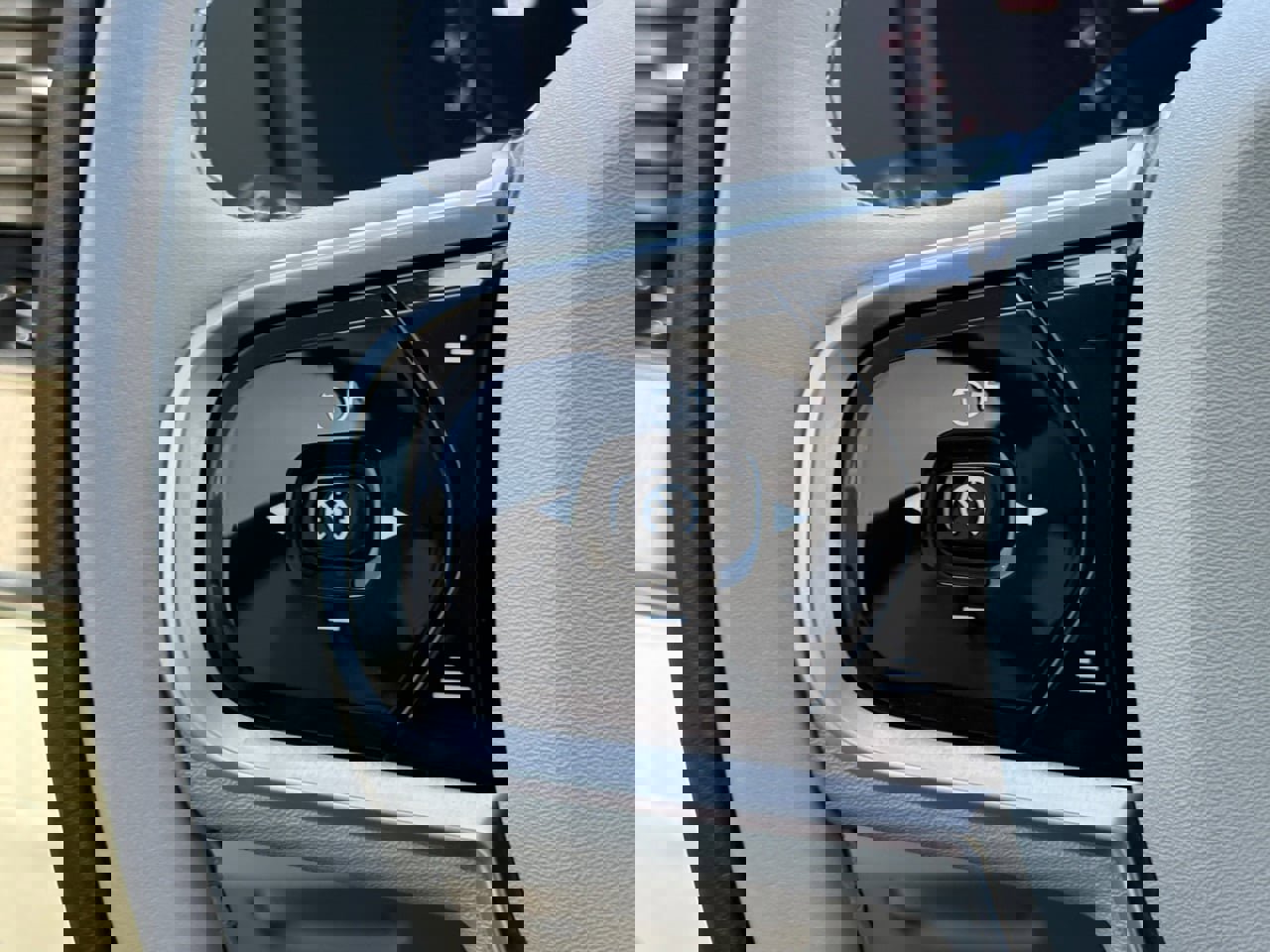 Certified 2024 Volvo XC90 B6 Plus w/ Protection Package Premier image 19