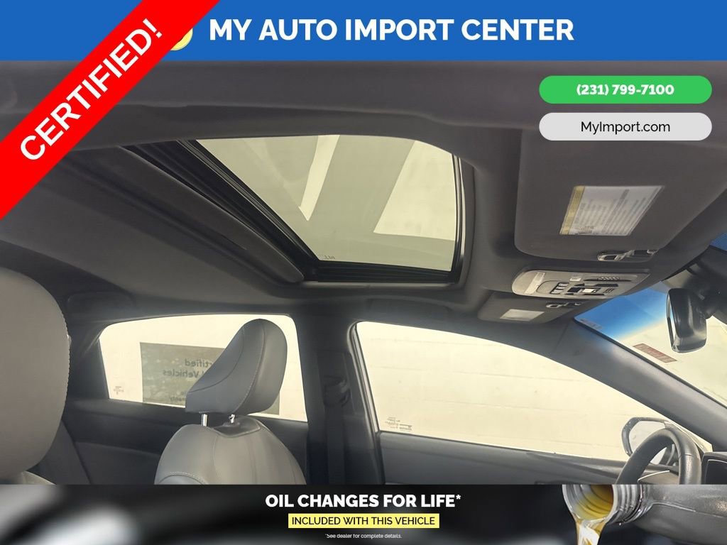 Certified 2021 Toyota Avalon XLE w/ Moonroof Package image 30