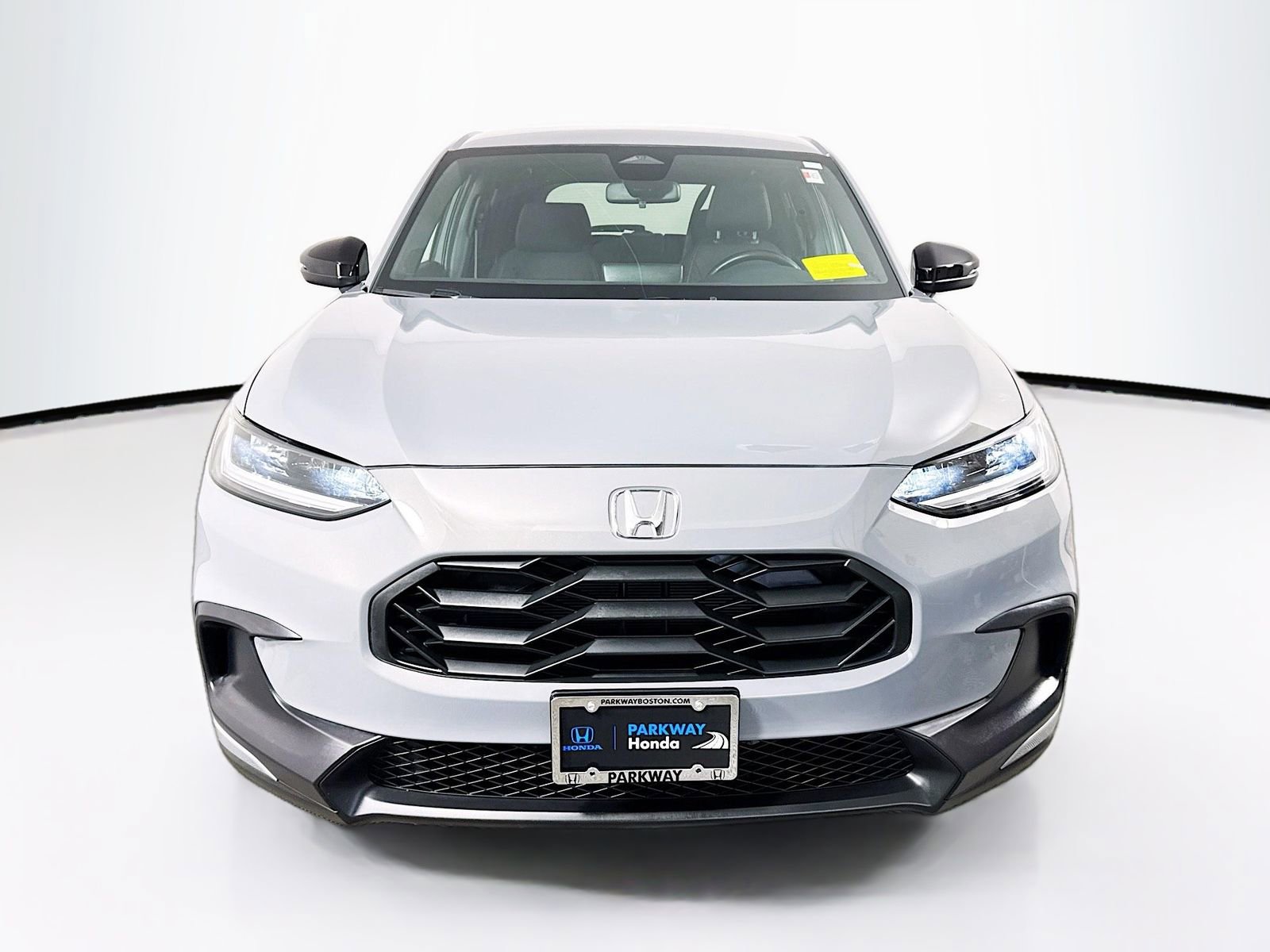 Used 2025 Honda HR-V Sport image 2