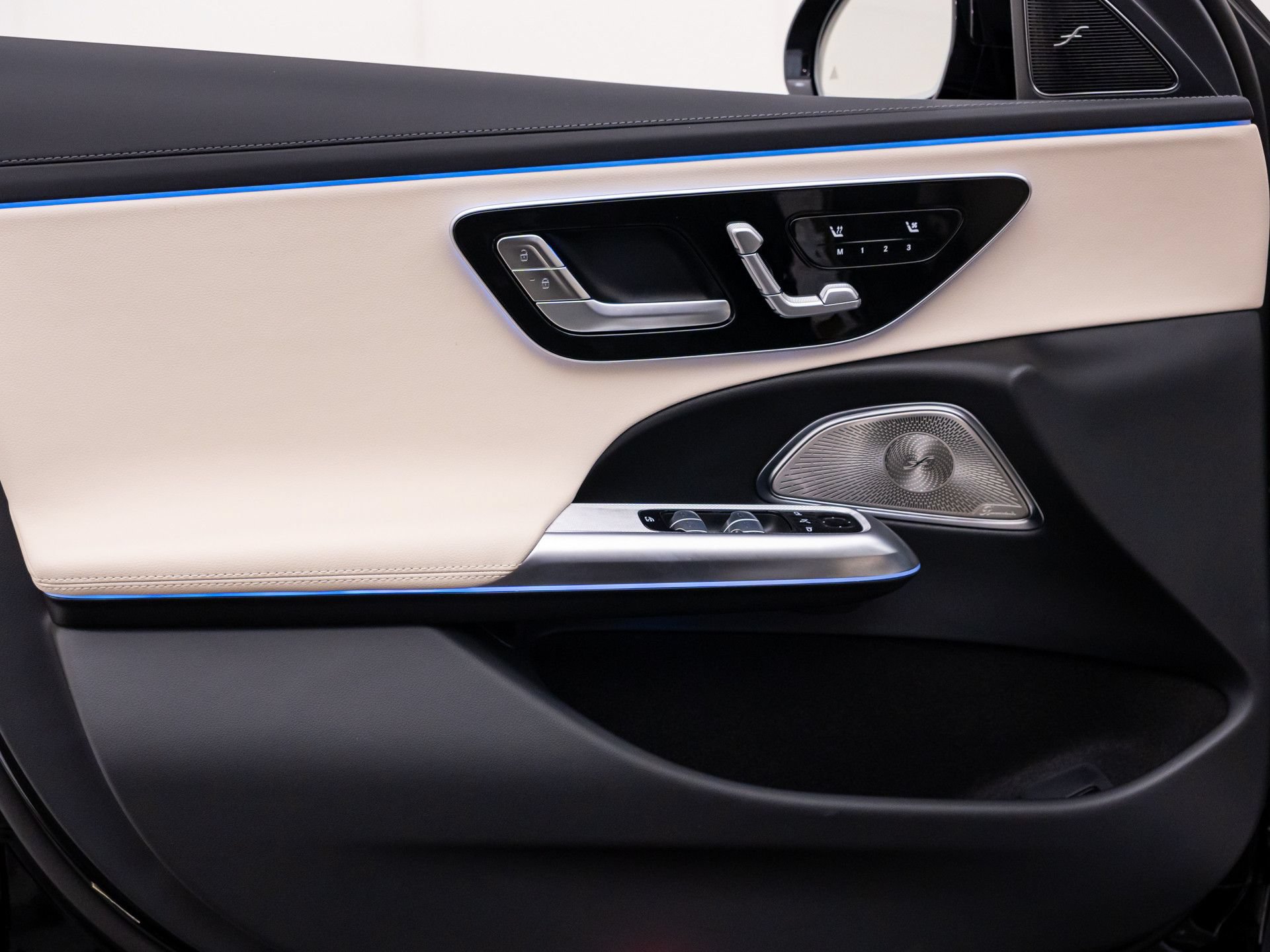 New 2026 Mercedes-Benz E 350 4MATIC Sedan image 14