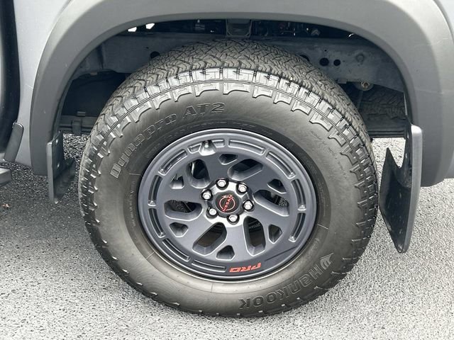 Used 2025 Nissan Frontier PRO-4X image 13