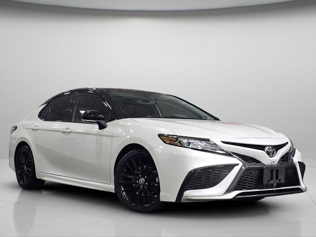 Used 2023 Toyota Camry XSE w/ Navigation Package image 2