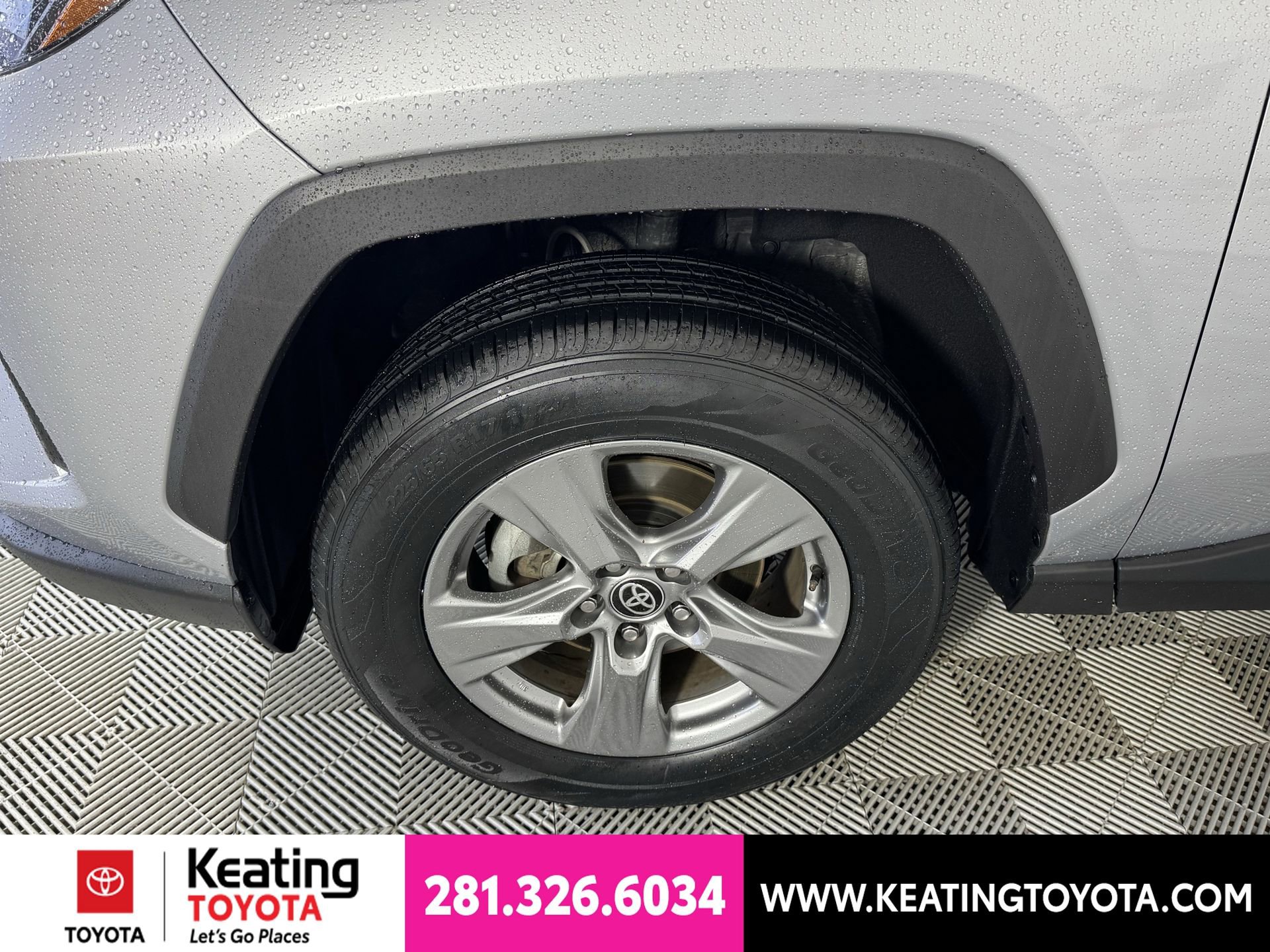 Certified 2024 Toyota RAV4 XLE FWD image 32