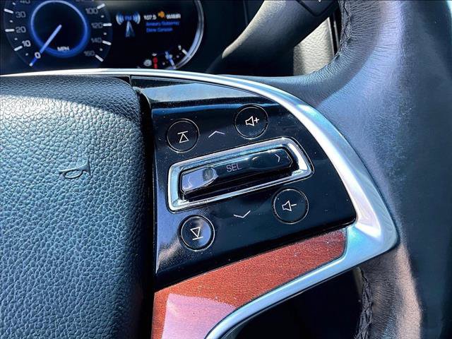 Used 2017 Cadillac Escalade ESV Luxury RWD image 21