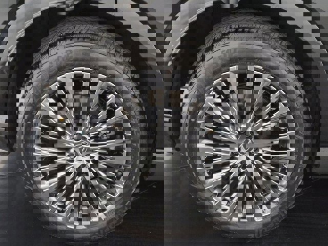 Certified 2024 Lexus RX 450h AWD w/ Convenience Package image 10