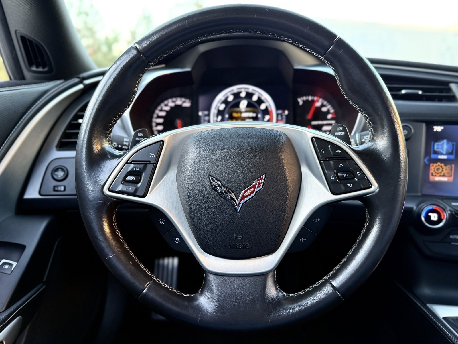 Used 2014 Chevrolet Corvette Stingray Coupe image 20