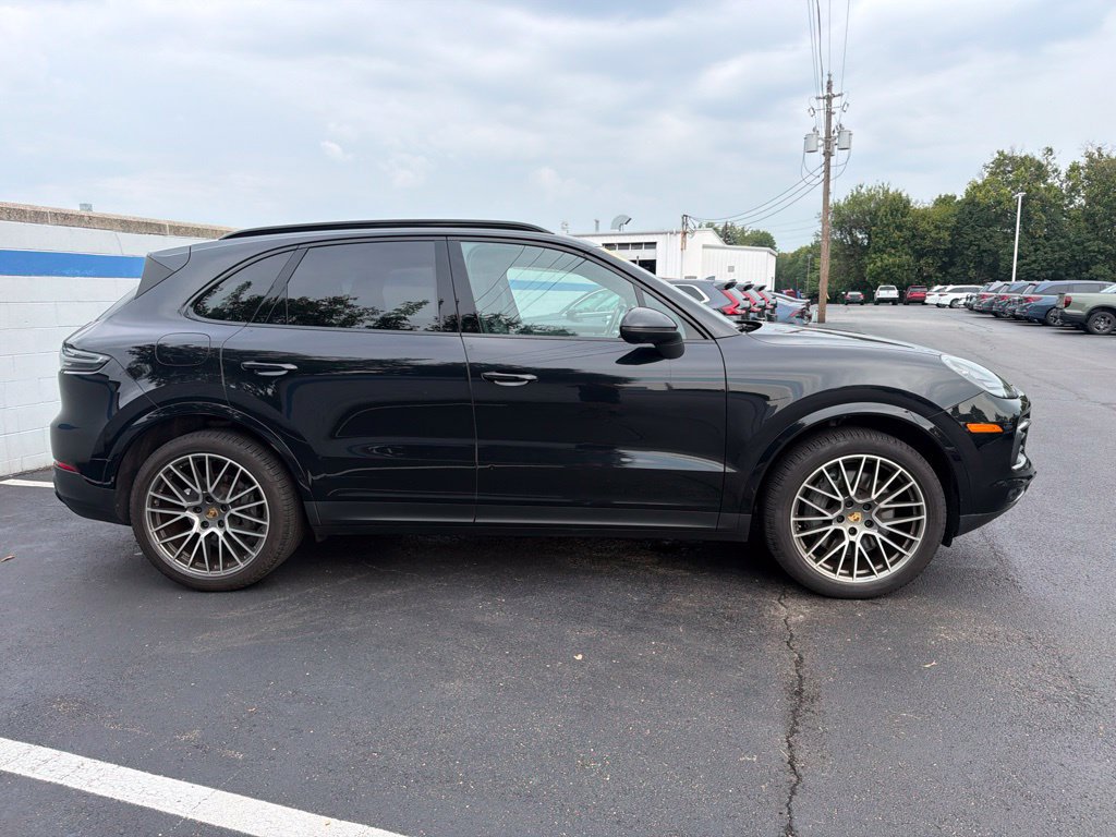 Used 2022 Porsche Cayenne S AWD/4WD image 6